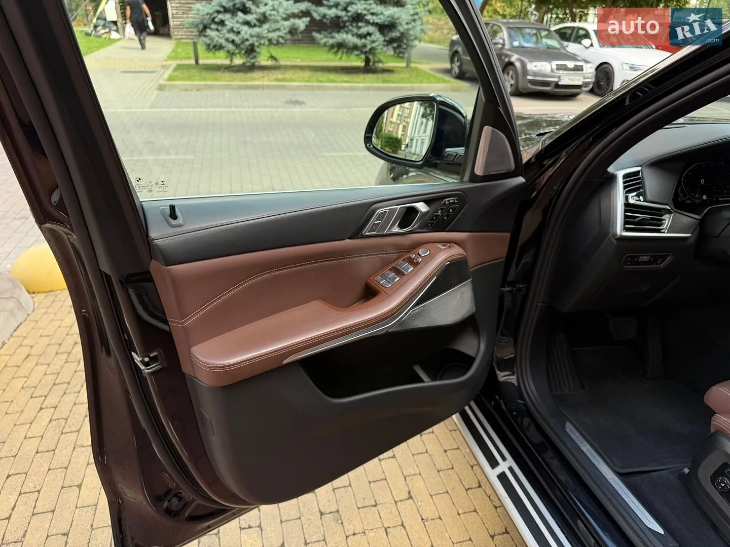 2022 BMW X7 - мініатюра 12