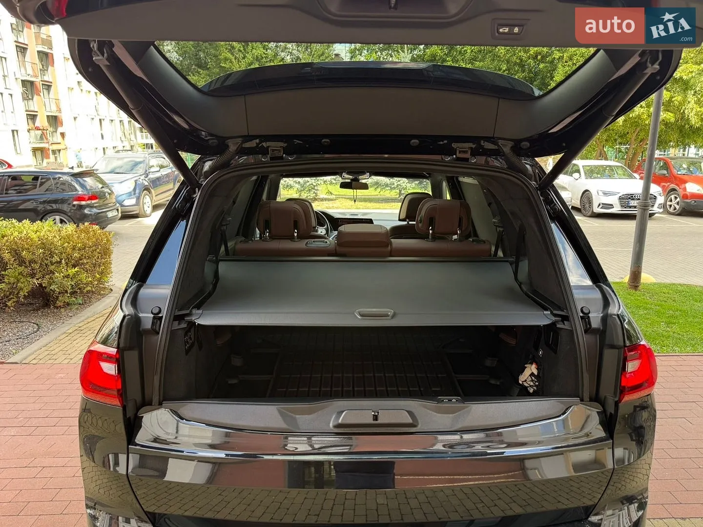 2022 BMW X7 - мініатюра 16