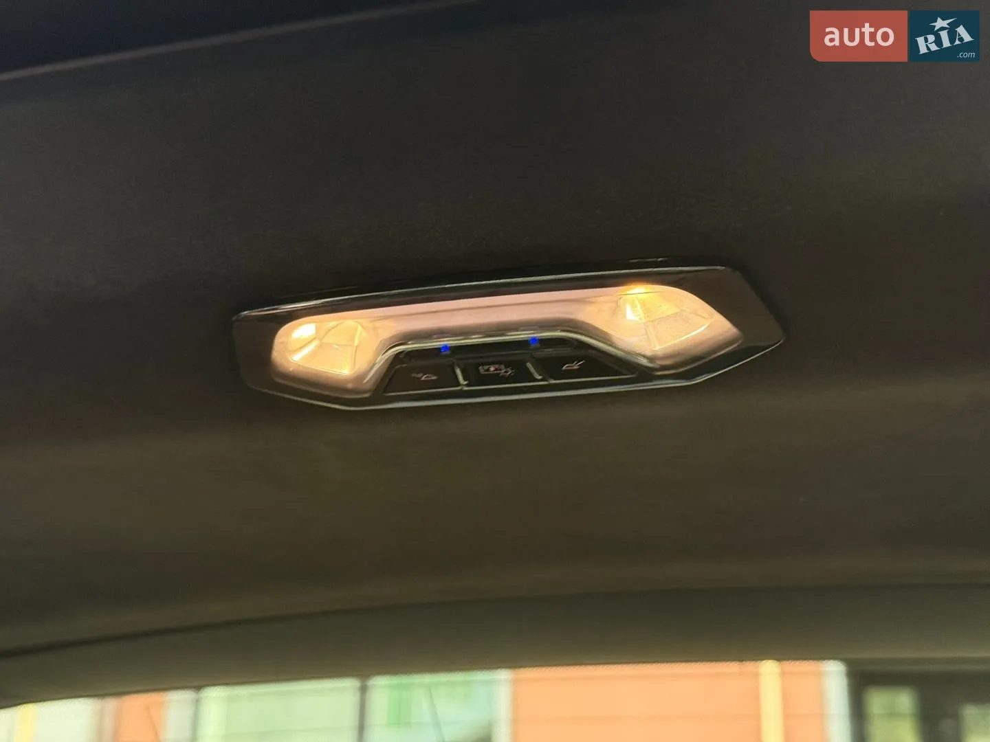 2022 BMW X7 - мініатюра 22