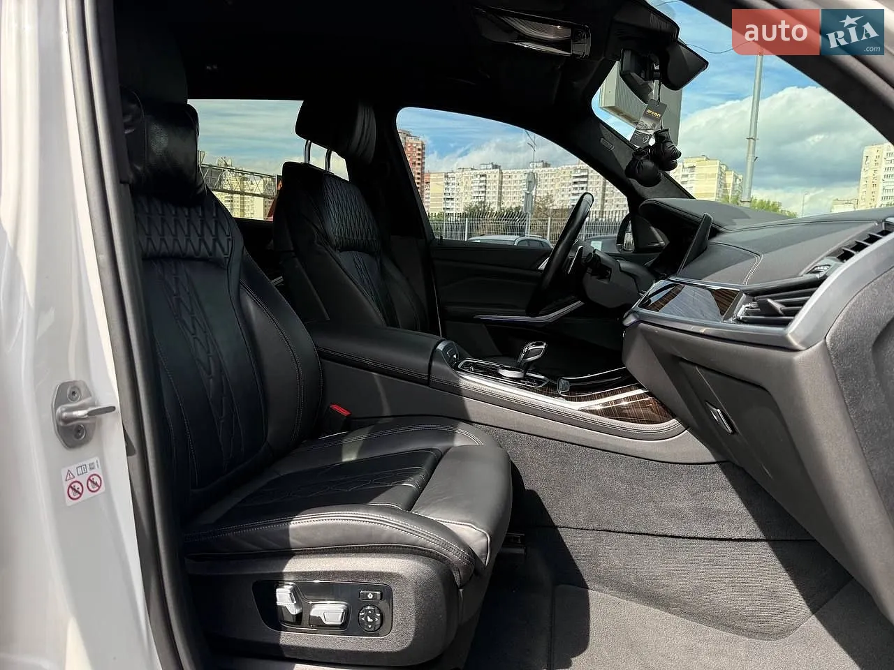2021 BMW X7 - мініатюра 12
