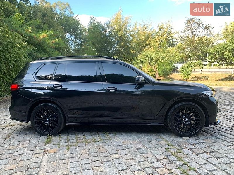 Позашляховик / Кросовер BMW X7 2021 в Києві