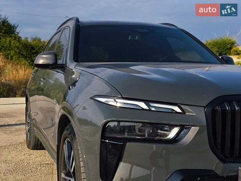 BMW X7
