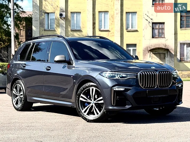 BMW X7