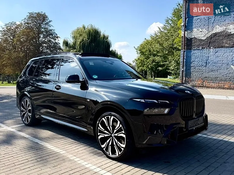 BMW X7 2023
