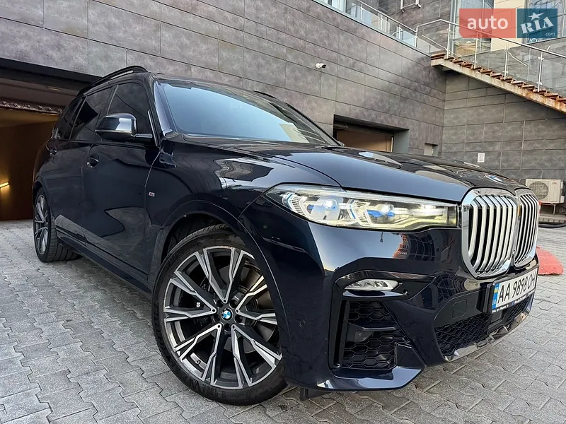 BMW X7 2022