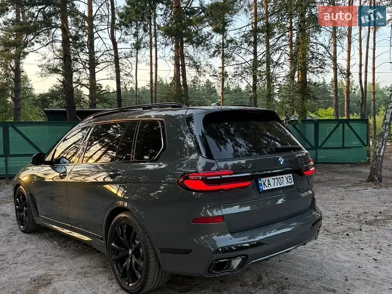 BMW X7 2024
