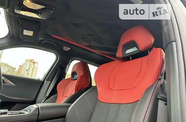Позашляховик / Кросовер BMW XM 2023 в 
