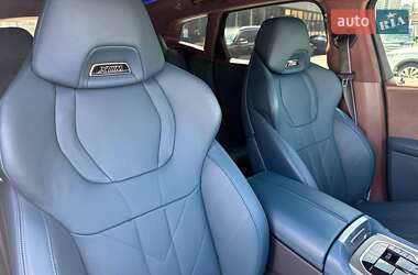 Позашляховик / Кросовер BMW XM 2023 в 