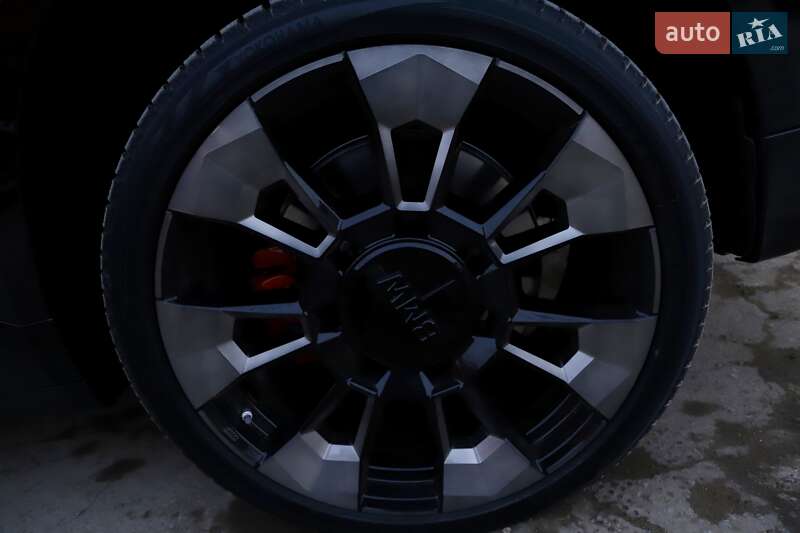 Позашляховик / Кросовер BMW XM 2024 в Трускавці