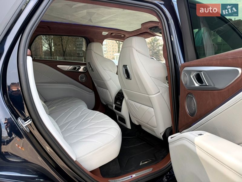 Внедорожник / Кроссовер BMW XM 2023 в Харькове