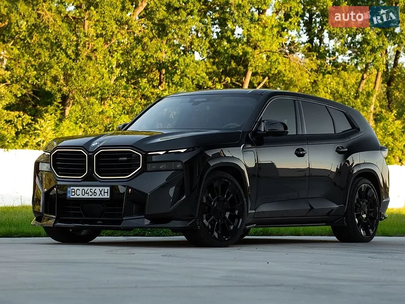 BMW XM