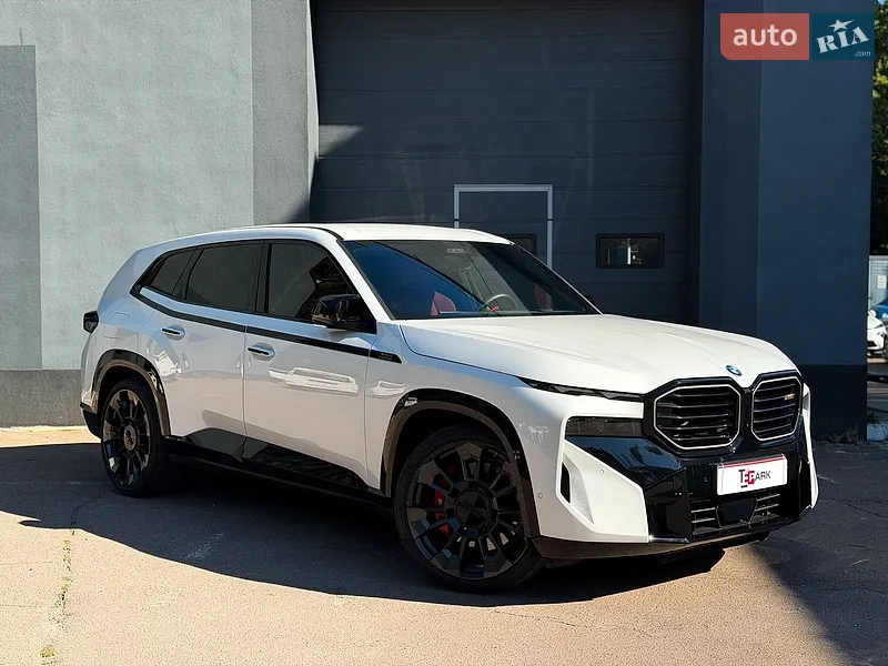 BMW XM