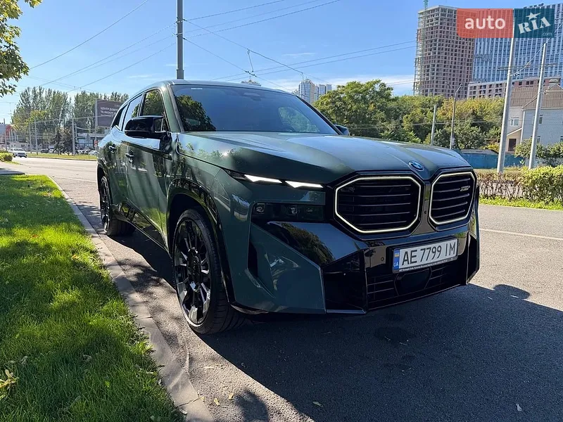 BMW XM