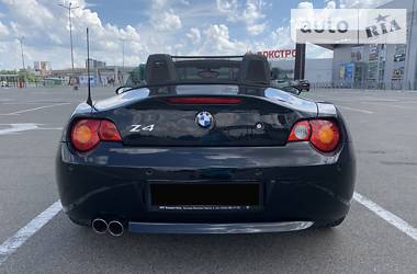 Кабриолет BMW Z4 2003 в Киеве