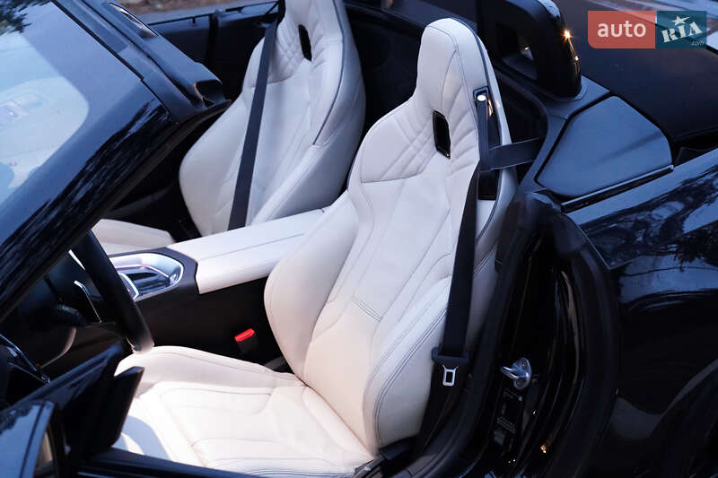 Родстер BMW Z4 2019 в Киеве фото 53 Родстер BMW Z4 2019 в Киеве