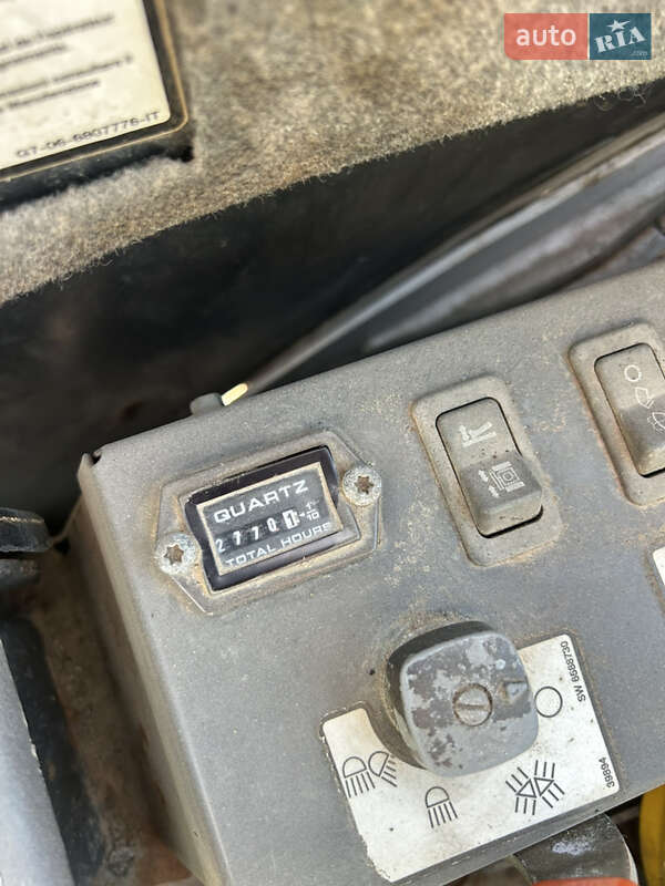 Миниэкскаватор Bobcat 323 2006 в Тернополе