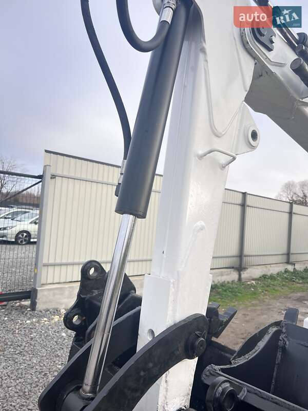 Міні-екскаватор Bobcat 325 2003 в Бориславі