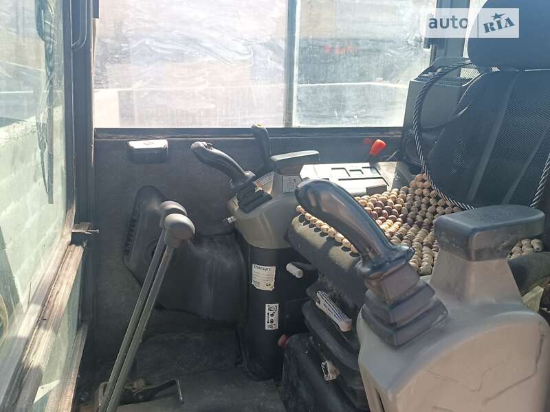 Гусеничний екскаватор Bobcat 331 2001 в Рівному