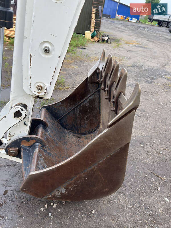 Экскаватор погрузчик Bobcat 730 2021 в Павлограде
