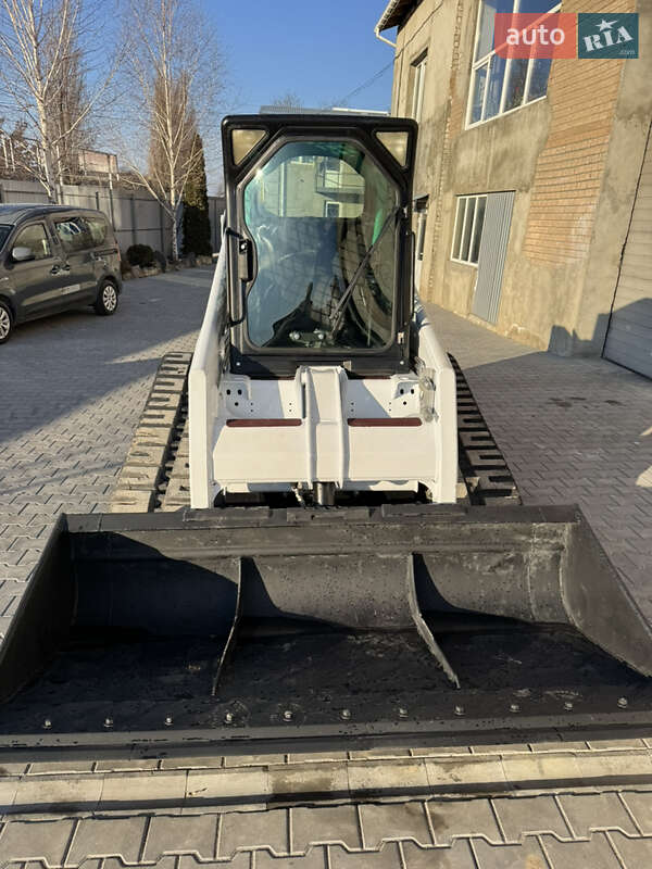 Фронтальный погрузчик Bobcat 864 2004 в Каменец-Подольском