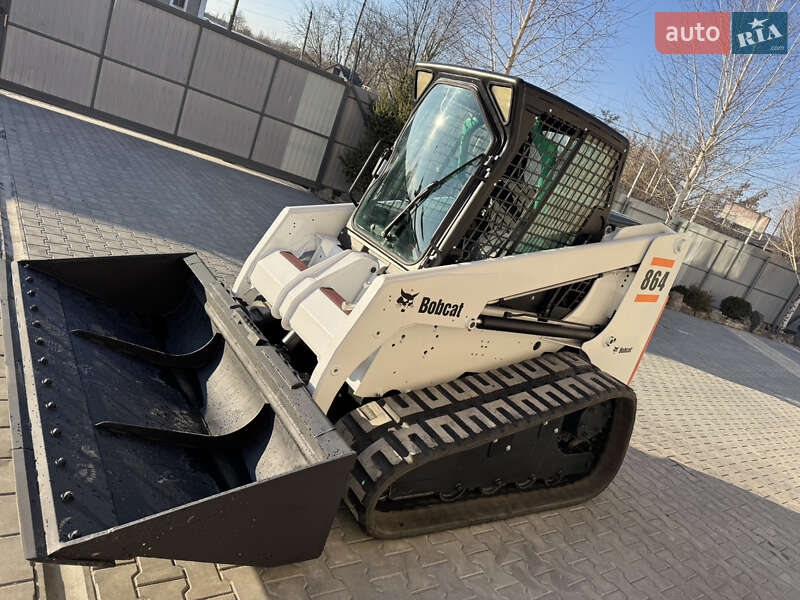 Фронтальный погрузчик Bobcat 864 2004 в Каменец-Подольском