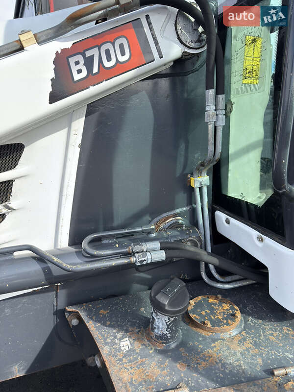 Екскаватор навантажувач Bobcat B 2018 в Києві фото 35 Екскаватор навантажувач Bobcat B 2018 в Києві