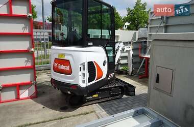 Экскаватор погрузчик Bobcat E 2022 в 
