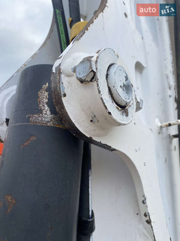 Миниэкскаватор Bobcat E 2015 в Дубно фото 15 Миниэкскаватор Bobcat E 2015 в Дубно