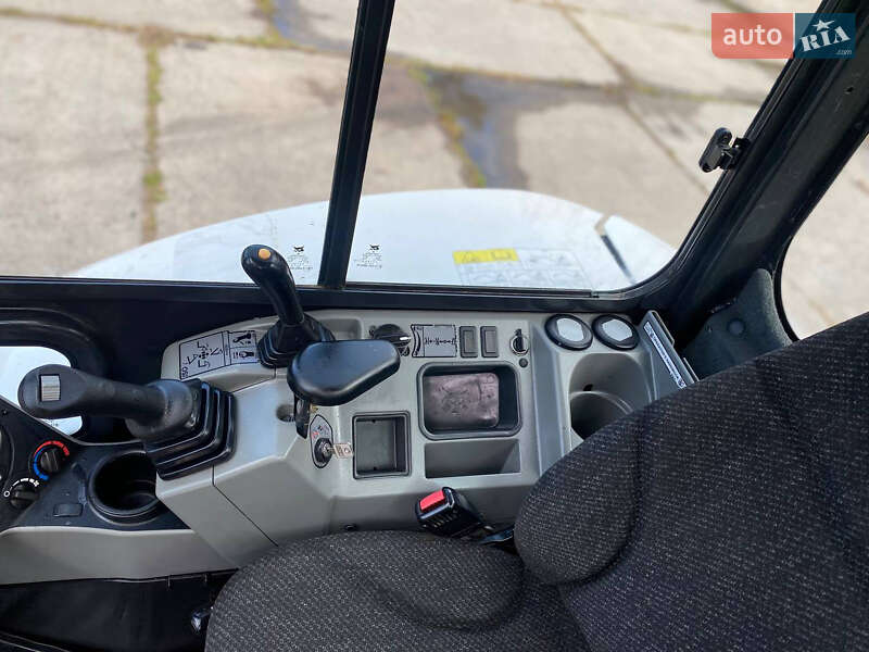 Миниэкскаватор Bobcat E 2015 в Дубно фото 58 Миниэкскаватор Bobcat E 2015 в Дубно