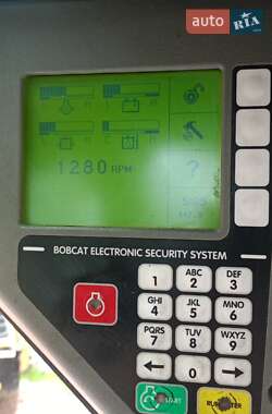 Фронтальный погрузчик Bobcat S185 2013 в 