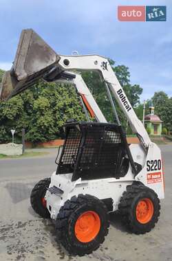 Минипогрузчик Bobcat S220 2005 в Снятине