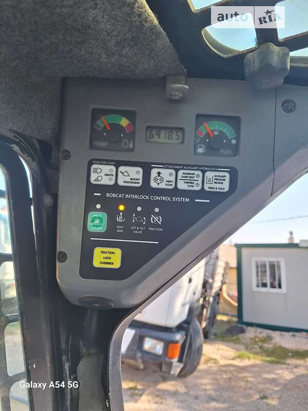 Минипогрузчик Bobcat S250 2005 в Луцке