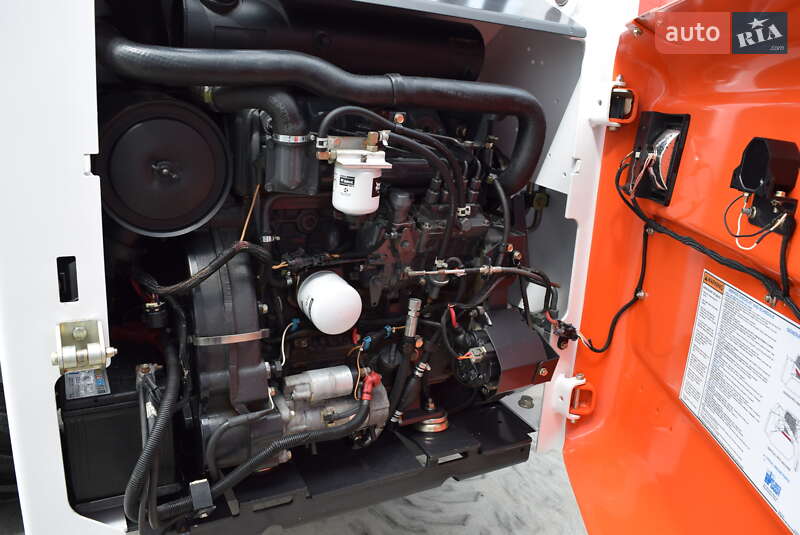 Минипогрузчик Bobcat S250 2004 в Ровно