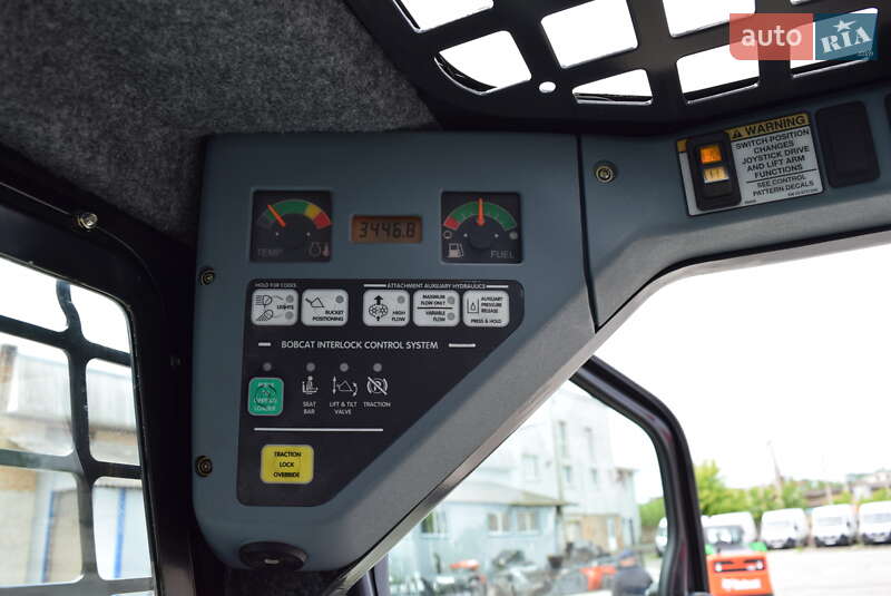 Минипогрузчик Bobcat S250 2004 в Ровно