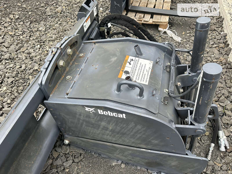 Фреза дорожная Bobcat S300 2010 в Луцке