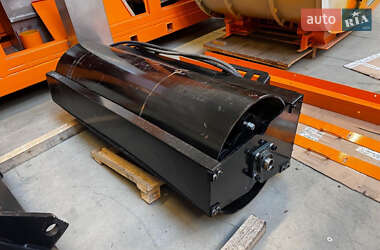 Минипогрузчик Bobcat S300 2010 в Луцке