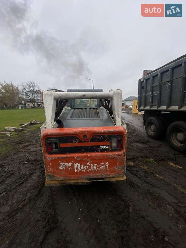 Экскаватор погрузчик Bobcat S650 2015 в Луцке
