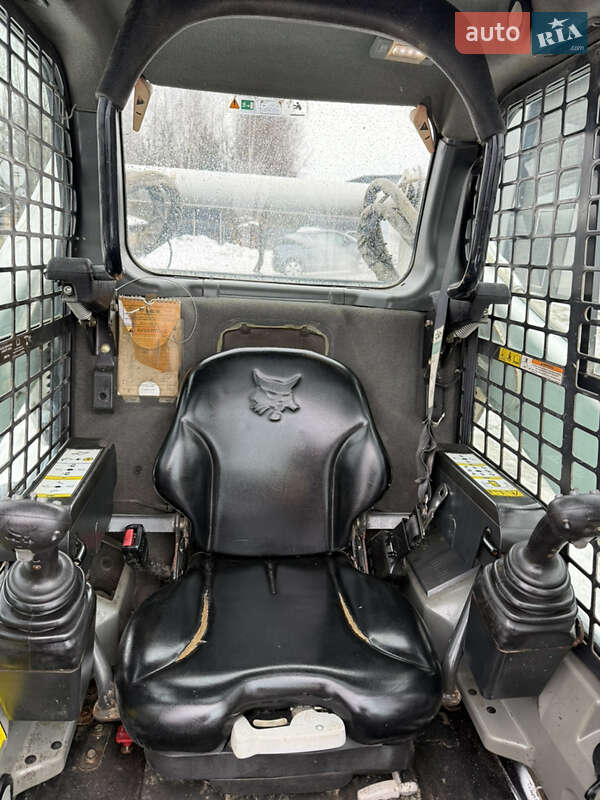 Міні-вантажник Bobcat S650 2011 в Луцьку фото 9 Міні-вантажник Bobcat S650 2011 в Луцьку