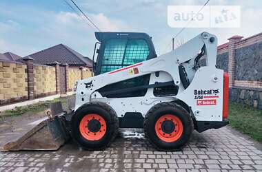 Фронтальный погрузчик Bobcat S750 2011 в 