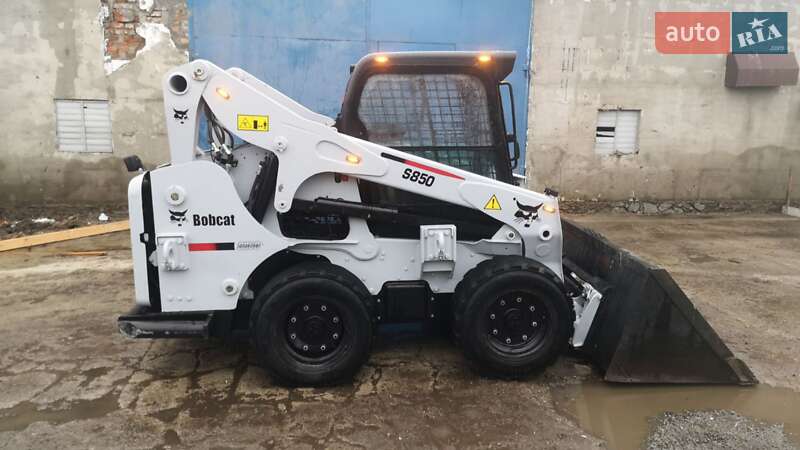 Інша будівельна техніка Bobcat S850 2013 в Бучі