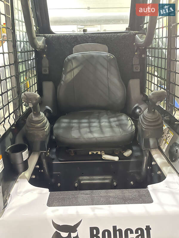 Минипогрузчик Bobcat T300 2009 в Львове