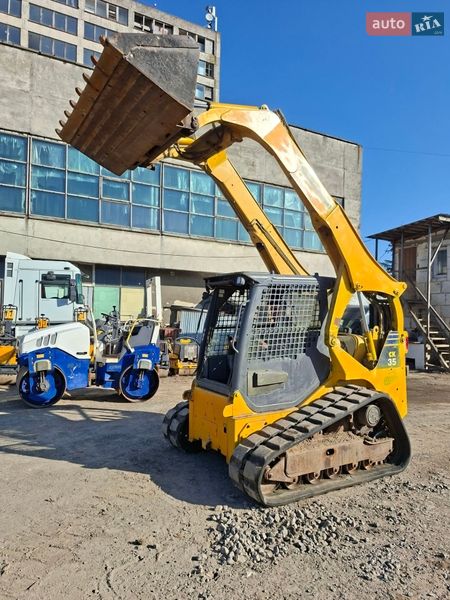 Фронтальні навантажувачі Bobcat Т750 2009 в Львові