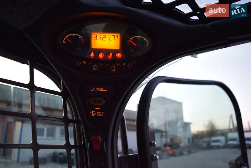 Міні-вантажник Bobcat T870 2011 в Рівному фото 14 Міні-вантажник Bobcat T870 2011 в Рівному