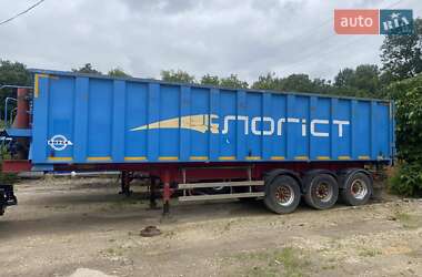 Зерновоз - полуприцеп Bodex KIS 3W-A 2010 в Чемеровцах