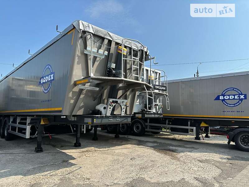 Зерновоз - напівпричіп Bodex KIS 3W-A 2023 в Чернівцях