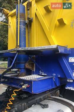Самосвал полуприцеп Bodex KIS 3W-A 2009 в Виннице