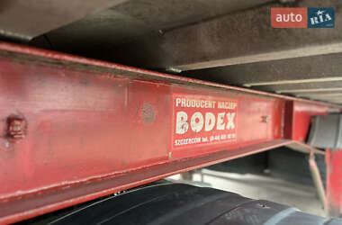 Самосвал полуприцеп Bodex KIS 3W-A 2006 в 