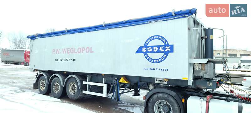 Самоскид напівпричіп Bodex KIS 3W-A 2006 в Тернополі