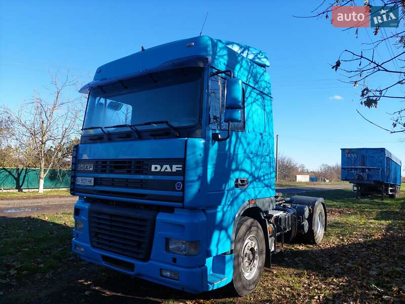 Самосвал полуприцеп Bodex KIS 3W-A 2009 в Яготине