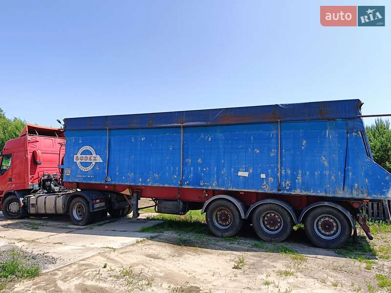 Зерновоз - полуприцеп Bodex KIS 3W-A 2010 в Макарове